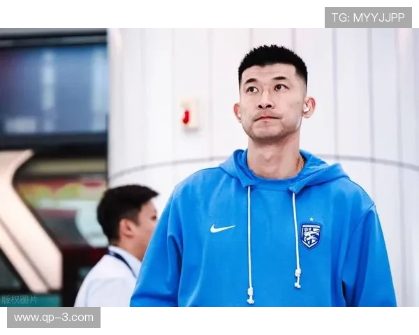 致命失误送登顶良机!蓉城争冠战翻船,刘殿座绝望,媒体人怒喷